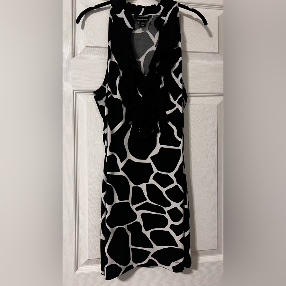 Like new White House Black Market tunic